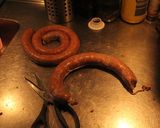 Foto del paso 15 de la receta: Salchicha parrillera, zochoris y chorisos secos, y choris a la pomarola