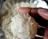 A picture of step 8 of Poornam kozhukkattai/ chana dal modak.