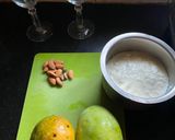 A picture of step 1 of Mango Yoghurt Parfait.