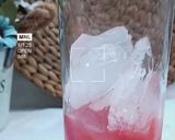 Foto langkah ke 3 dari resep Watermelon Yakult Soda.
