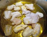 Foto del paso 4 de la receta: Kokotxas de Bacalao al Pil Pil con Borraja Salteada