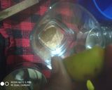 A picture of step 2 of Isabgol detox water.