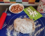 Fetás-virslis kifli recept fázis 2 fotója