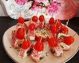 Une image de l'étape 2 de Bouchées de salami au fromage frais.