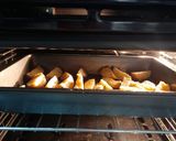 A picture of step 4 of Potatoes wedges.