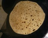 A picture of step 4 of Aloo+achaar mix paratha.