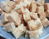Foto langkah ke 1 dari resep Tempe Goreng Masak Kecap.