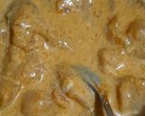 A picture of step 2 of Chicken jalfrezi with boiled Rice 🍚.