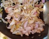 রাজস্থানী যোধপুরী পিঁয়াজ কচুরী (Rajasthani piyanj kochuri recipe in Bengali) রেসিপি ধাপ - 2 ছবি