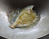 পমফ্রেট মইলি(pomfret moili recipe in Bengali) রেসিপির ধাপ 2 ছবি