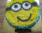 મિનિયોન ચોકલેટ કેક (Minion Chocolate Cake Recipe In Gujarati) રેસીપી સ્ટેપ8ફોટો