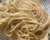Foto langkah ke 1 dari resep Spagetti Aglio Olio for Kids.