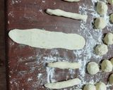 Foto del paso 8 de la receta: Pan con grasa o "cuernitos" de queso