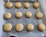 Foto del passaggio 10 della ricetta Bomboloni al forno