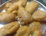 A picture of step 5 of Ridge gourd fritters.