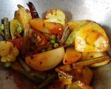 A picture of step 3 of Fish Curry with Vegetables.