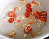 Hình bước làm 2 của món Canh Chua Thơm Giá Nấu Mọc