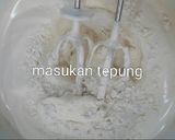Foto langkah ke 3 dari resep Bolu Lapis Nanas (Super Soft).