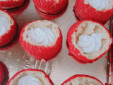 Bignè craquelin con panna e lamponi