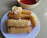Gambar langkah 4 resipi Popia Crab Sticks.