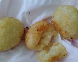 Foto langkah ke 1 dari resep Bola bola singkong mozzarella goreng.