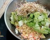 Foto langkah ke 5 dari resep Mie Telor Udang.