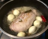 Foto del paso 3 de la receta: Peceto de cerdo con salsa de cebollas glaseadas