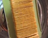 Foto langkah ke 4 dari resep Crackers Pie Matcha.