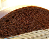 Foto del paso 6 de la receta: Bizcocho esponjoso de chocolate (sin nata)