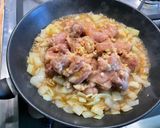 Une image de l'étape 12 de Porc à l'ananas, prune et gingembre.