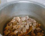 A picture of step 4 of Mutton Yakhni Pulao.