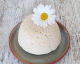 Une image de l'étape 1 de Bowlcake à la farine de riz /coco et son coulis de myrtilles.