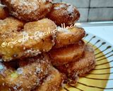 A picture of step 4 of Superb Apple Fritters.