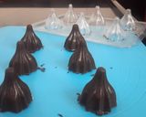 A picture of step 5 of Chocolate Icecream Modak.