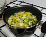 Foto del paso 2 de la receta: Sopa de verduras con fideos Udon
