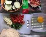 Foto langkah ke 1 dari resep Ayam terong cabe tumis pedas.