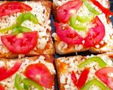 ब्रेड चीज़ पिज़्ज़ा (Bread cheese pizza recipe in Hindi) रेसिपी चरण 4 फोटो