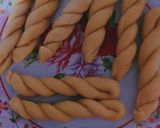 Hình bước làm 4 của món Quẩy thừng 🥨