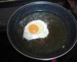 Foto del paso 4 de la receta: Arroz blanco con huevo frito y plátano