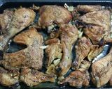 Foto del paso 2 de la receta Contramuslos y alitas de pollo al horno