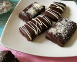 Csokis töltött keksz kókuszkrémmel és tejkrémmel gluténmentesen recept fázis 7 fotója