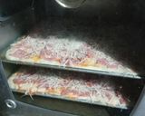 Foto langkah ke 8 dari resep Pizza ala Dechan.