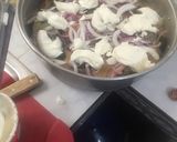 Foto del paso 8 de la receta: Chile Poblano al horno con frijoles crema y queso