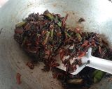 A picture of step 3 of Indo-Thai Style Sautéed Red Amarnath with Beans.