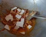 চিজি চাউমিন(Cheese Chowmein recipe in Bengali) রেসিপির ধাপ 2 ছবি