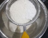 Foto langkah ke 2 dari resep Bolu Jadul Marmer.