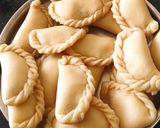 A picture of step 4 of Gujiya.