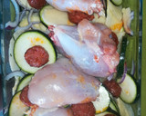 Foto del paso 4 de la receta: Pollo, chorizo y vegetales al horno