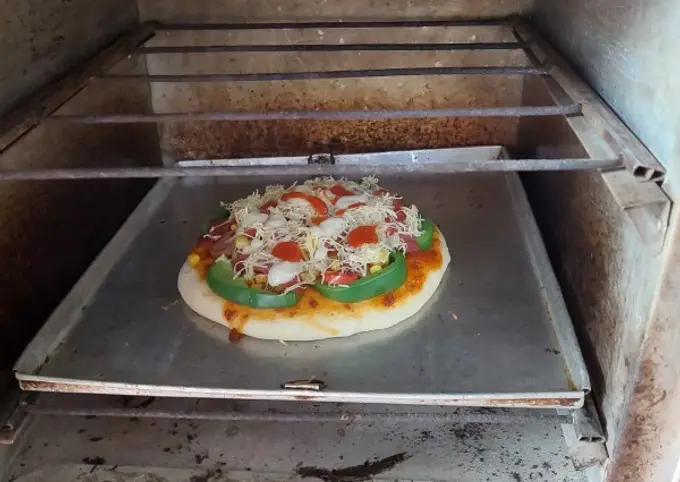 Langkah-langkah untuk membuat Cara membuat 3. Pizza tipis rumahan