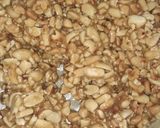 ચીક્કી (Chikki Recipe In Gujarati) રેસીપી સ્ટેપ6ફોટો